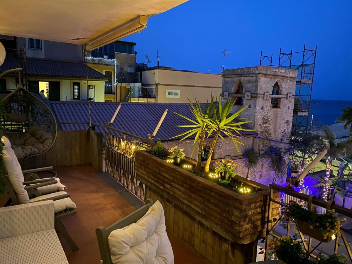 Taormina By The Sea Apartment มาซเซโอ ภายนอก รูปภาพ