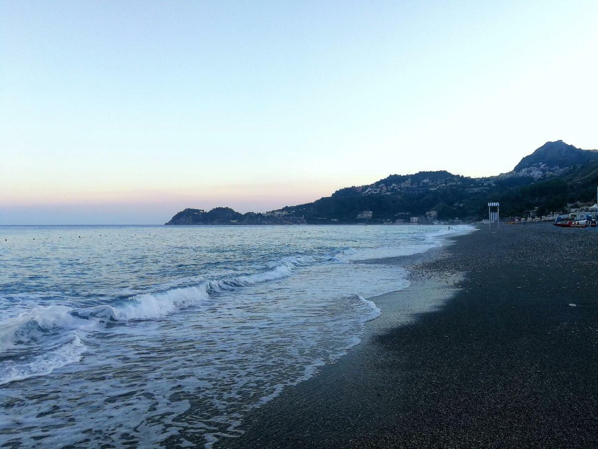 Taormina By The Sea Apartment มาซเซโอ ภายนอก รูปภาพ