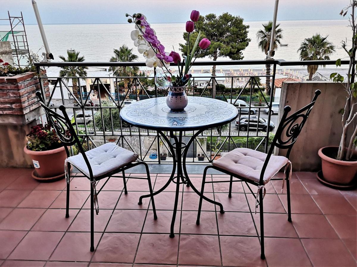 Taormina By The Sea Apartment มาซเซโอ ภายนอก รูปภาพ